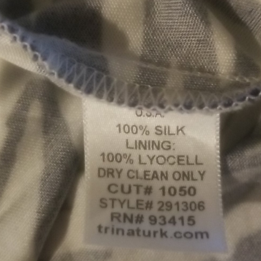 Trina Turk Silk V Neck Animal Print Cover Up Top - Picture 6 of 6